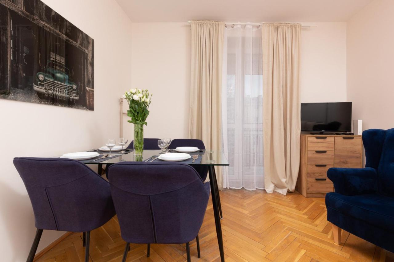 City Center Apartment Elektoralna By Noclegi Renters Warszawa Exteriör bild